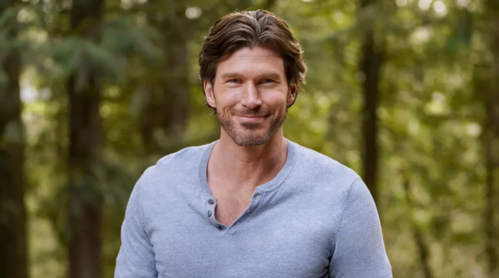 Christopher Russell Wife, Age, Height, Weight, Net Worth, Career, And Full Bio