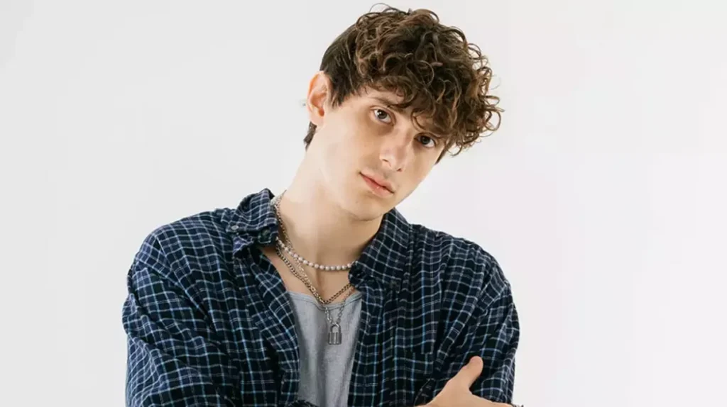 Jvke Height, Weight, Age,  Net Worth, Career, And Full Bio