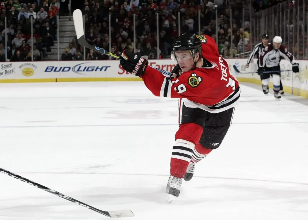 Jonathan Toews Wife, Age, Height, Weight, Net Worth, Career, And Full Bio
