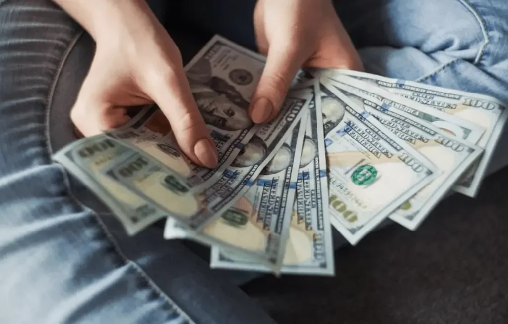 Setting and Achieving Money Milestones